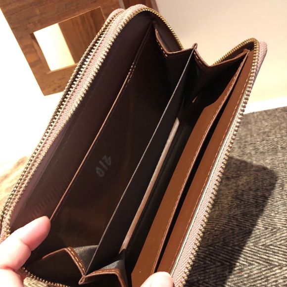 Vegan Leather Clutch Wallet - Picture 7 of 7